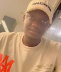 Rencontre Homme : Ousmane, 24 ans à Russie  Koumassi 